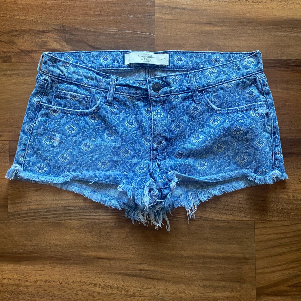 Abercrombie & Fitch‎ Floral Jean Shorts